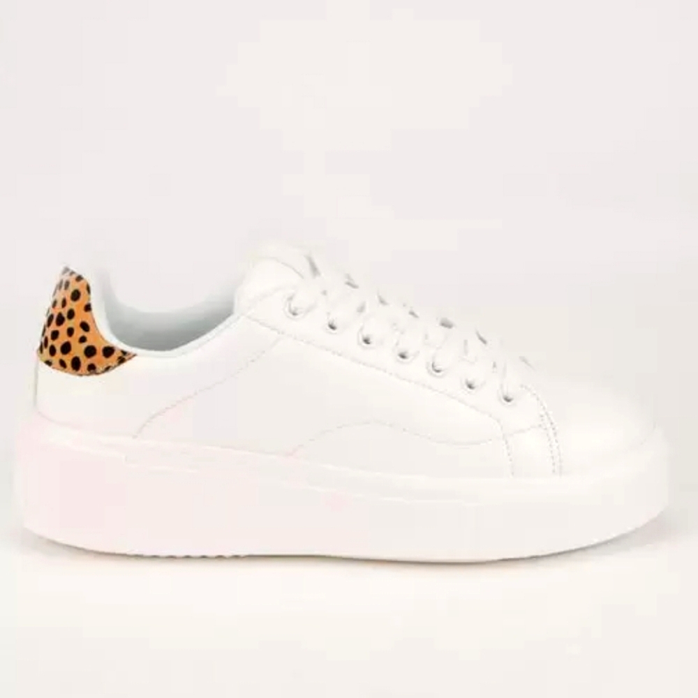 White platform Sneaker
